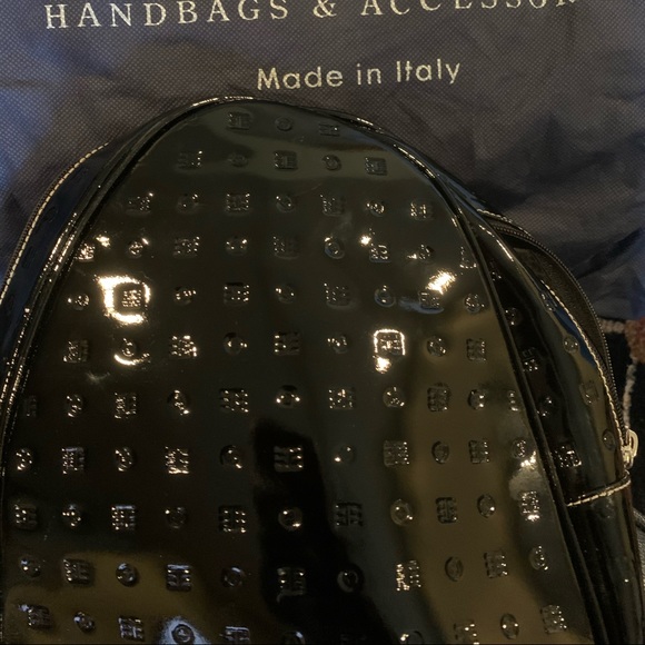 Purse - Picture 2 of 3